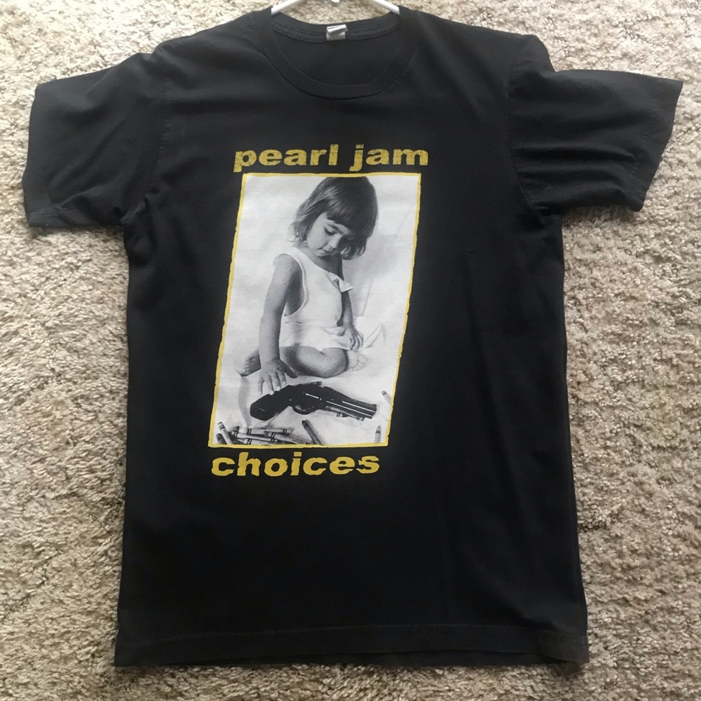 Pearl Jam tee shirt small